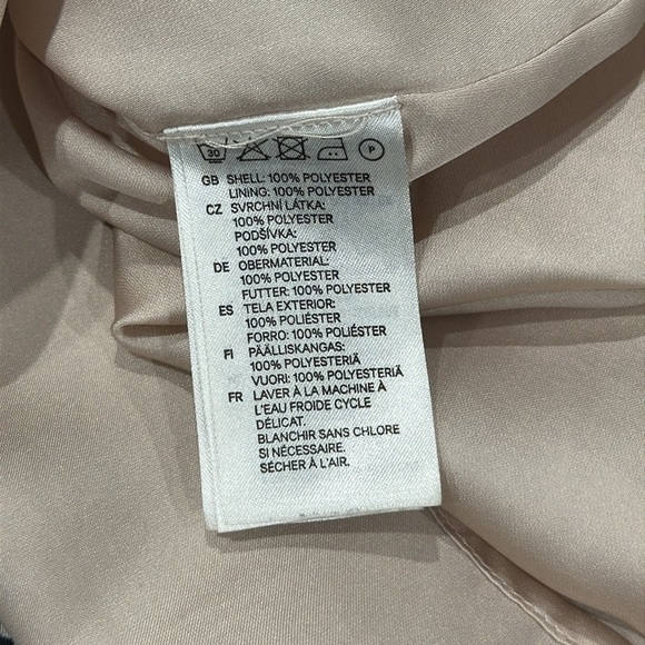 H&M Floral Cream and Black Dress - 10 - Picture 12 of 12